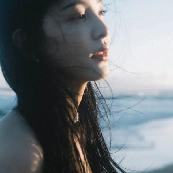 破碎的王冠